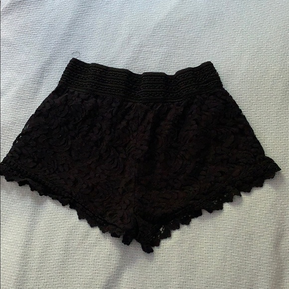 High Waisted Black Lace Shorts w Elastic Waistband - Picture 2 of 9